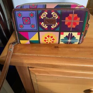 Consuela Wallet Wrislet